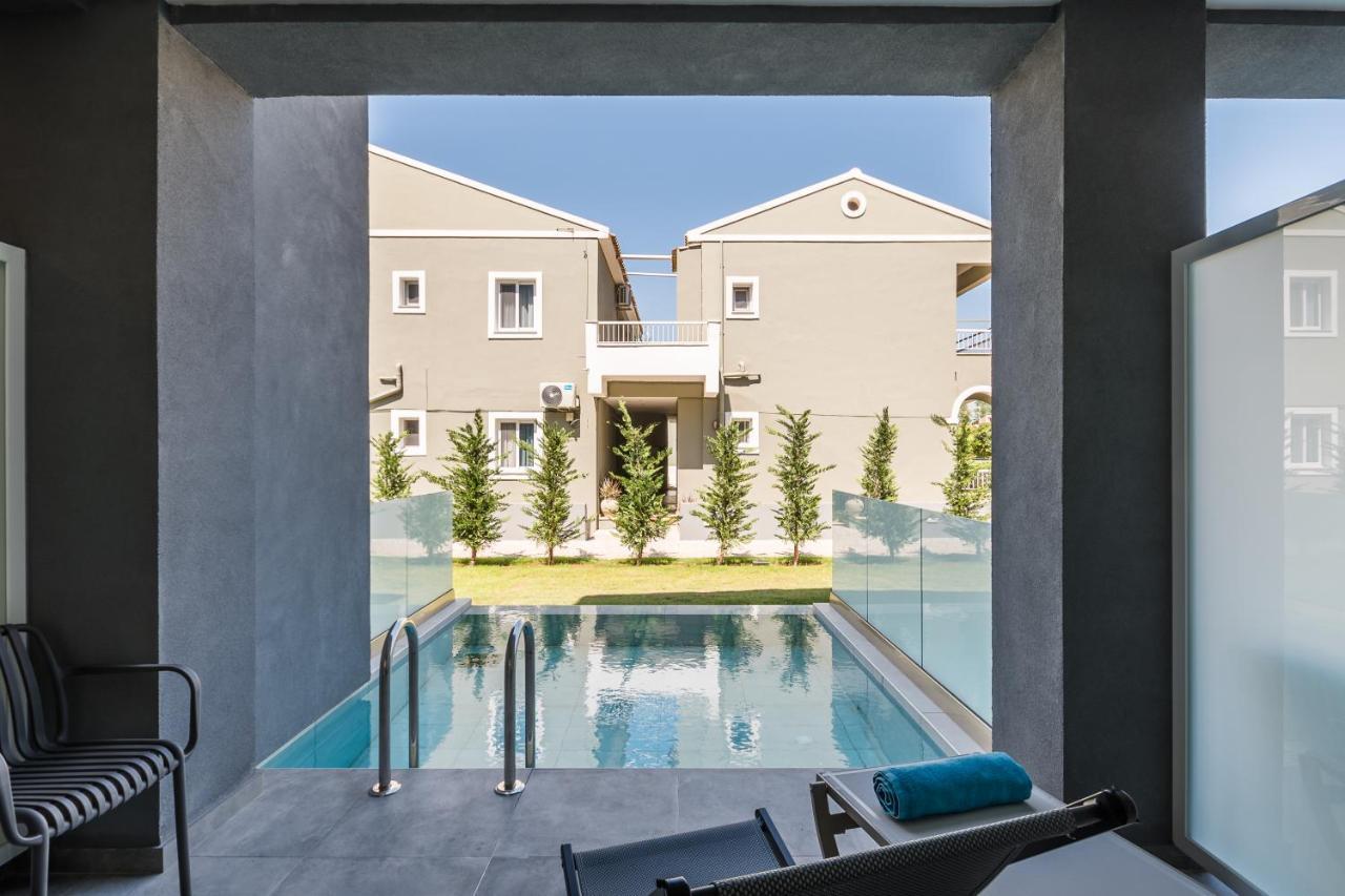 Acharavi Beach Hotel Dış mekan fotoğraf