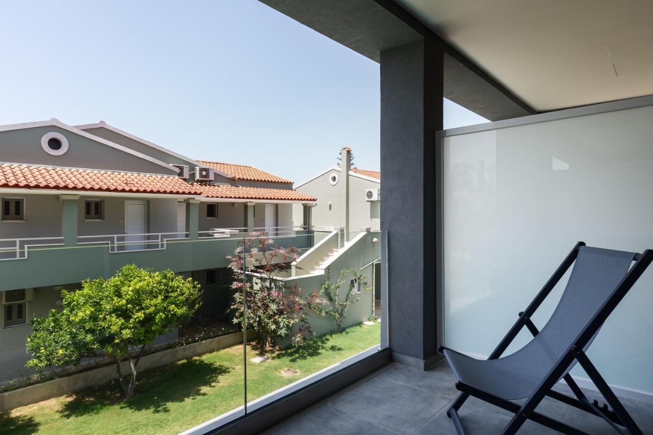 Acharavi Beach Hotel Dış mekan fotoğraf
