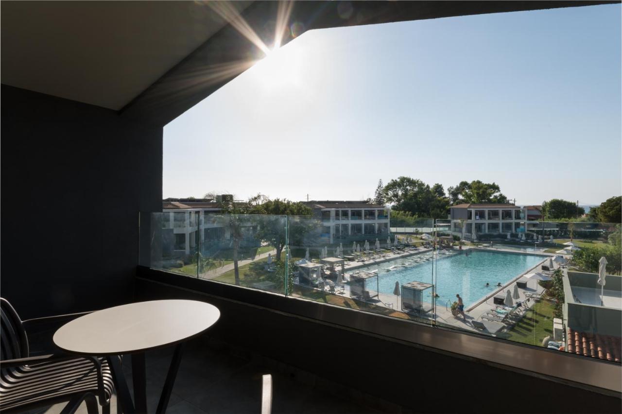 Acharavi Beach Hotel Dış mekan fotoğraf