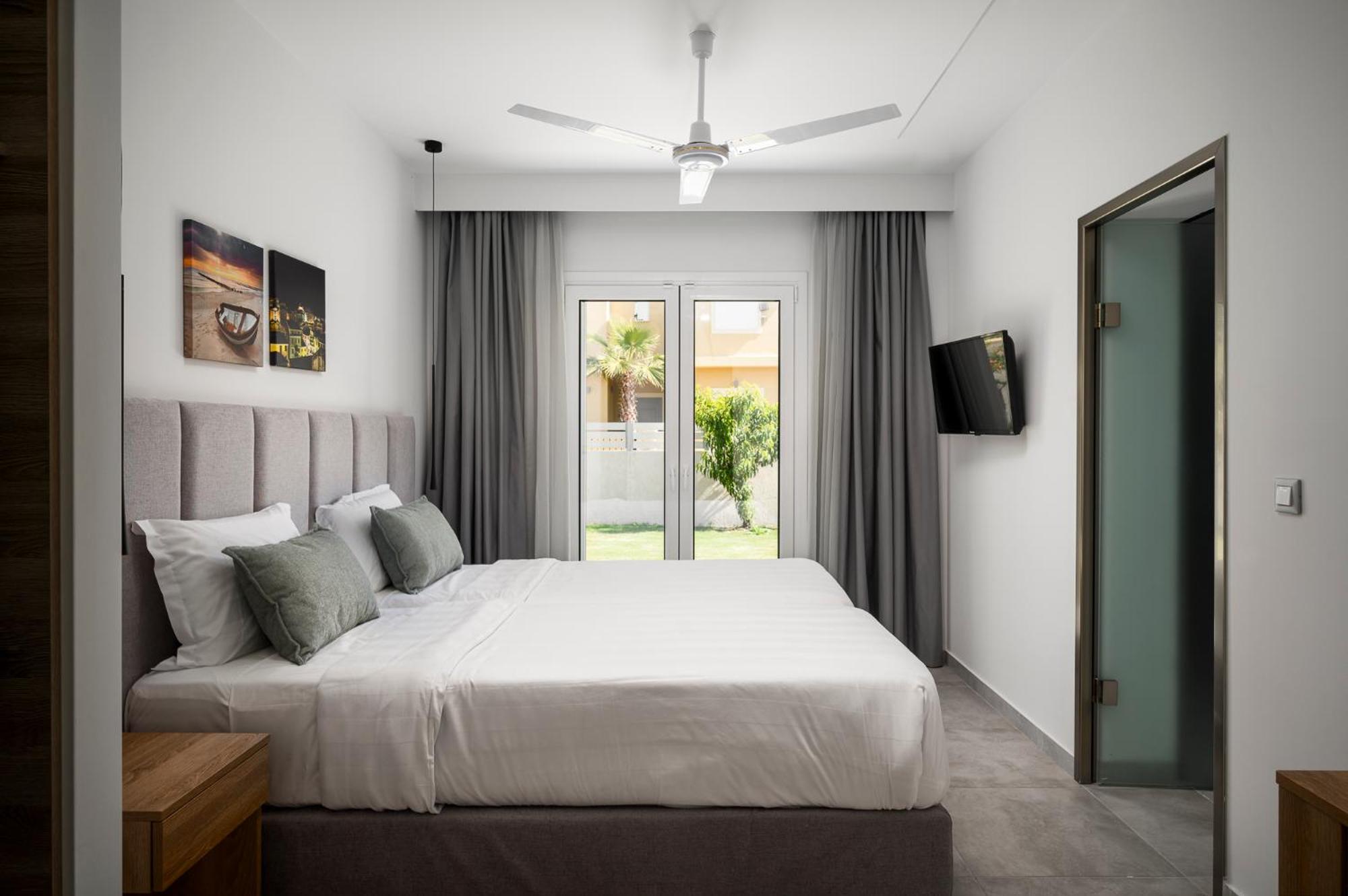 Acharavi Beach Hotel Dış mekan fotoğraf