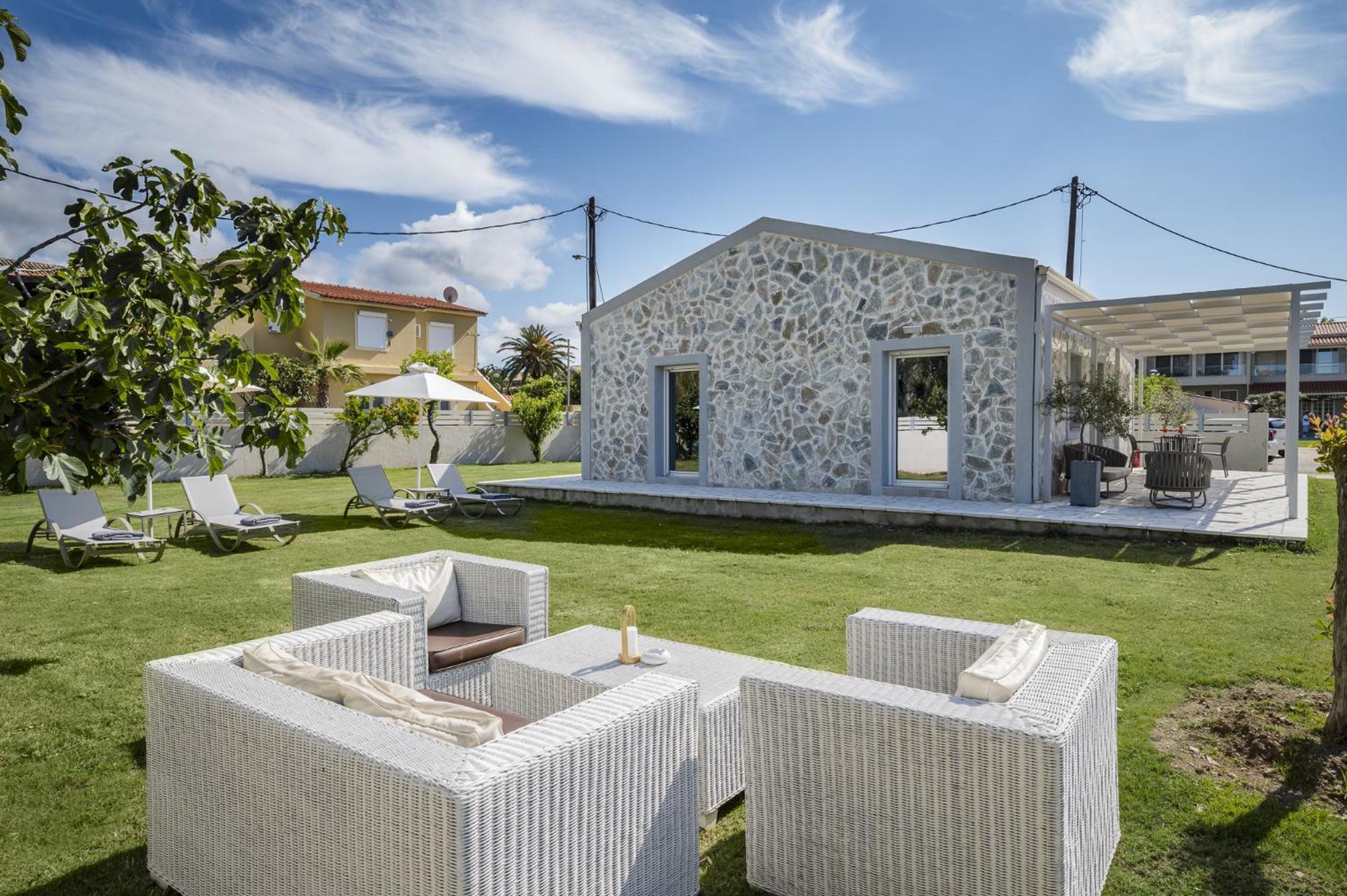 Acharavi Beach Hotel Dış mekan fotoğraf